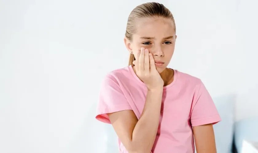 How to Handle Throbbing Tooth Pain After a Crown
