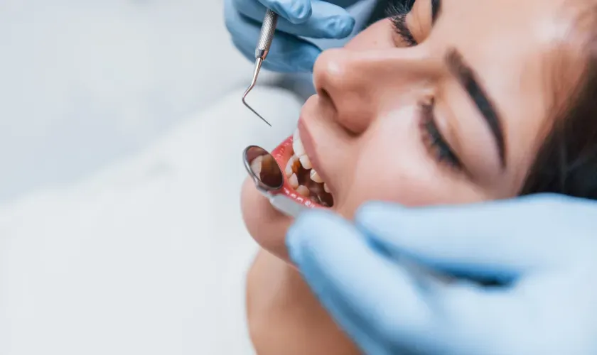 Early Signs of Gum Disease Fort Worth Residents Should Not Ignore